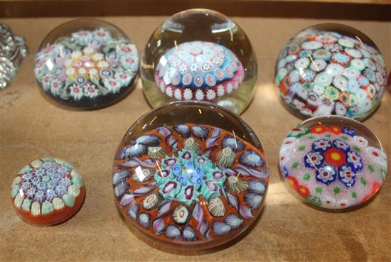 6 x paperweights